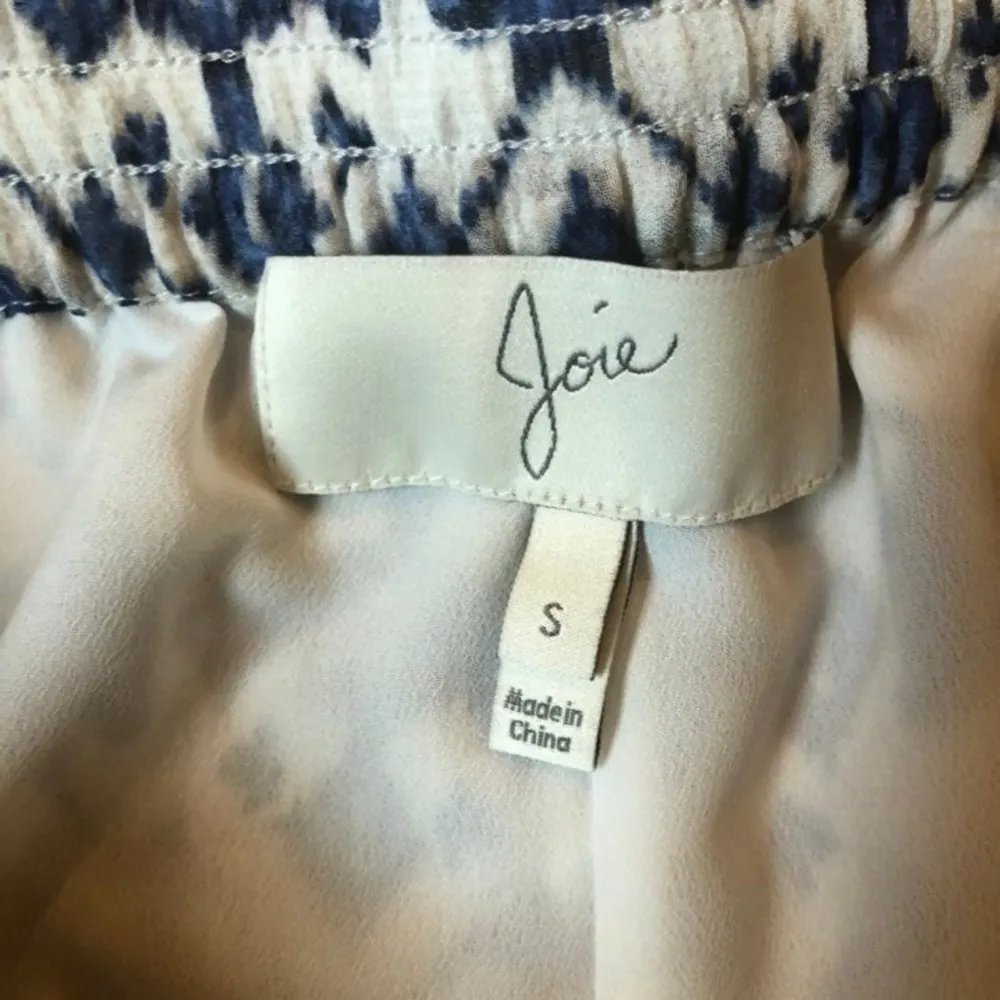 Joie silk drawstring shorts size small - Image 3