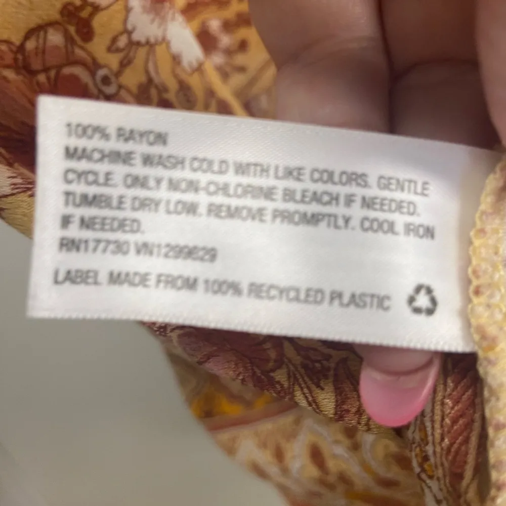 Knox Rose medium, large, caftan, orange and red very pretty $40 - Image 6