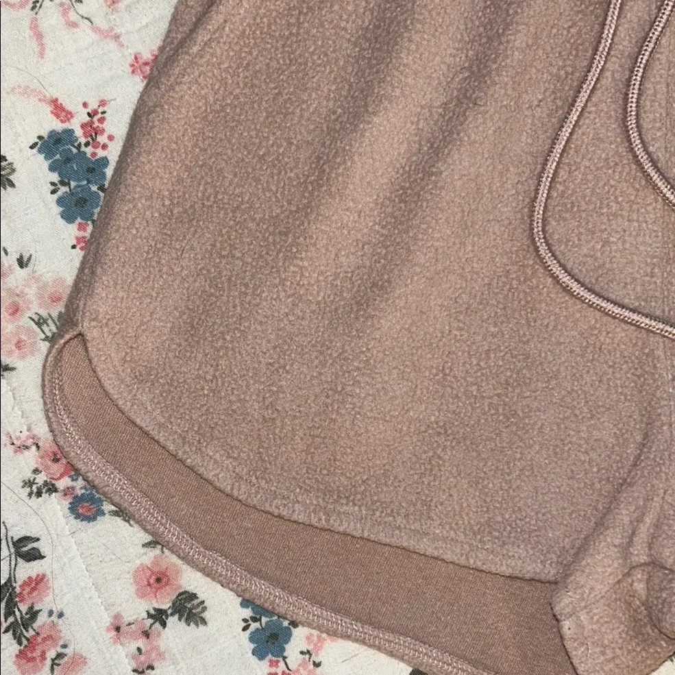 Rewash Size XS Pink Fleece Shorts - Image 2