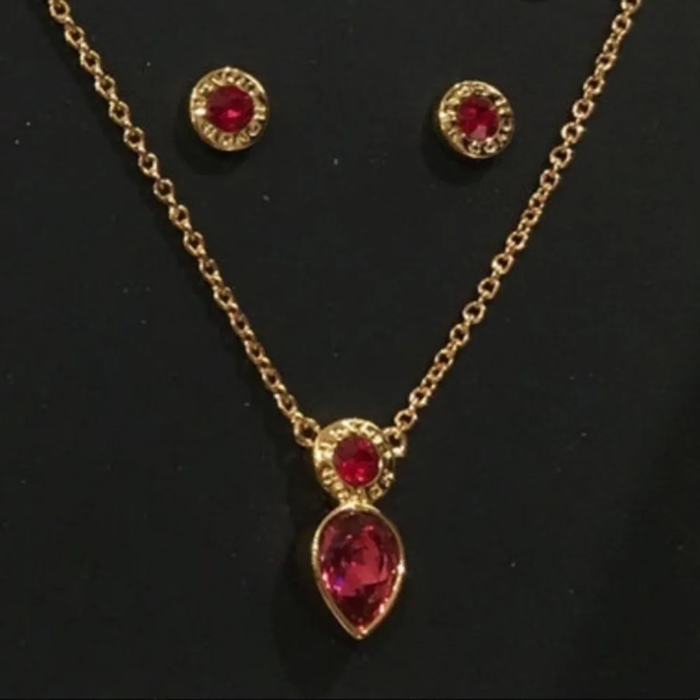 Coach Ruby Red Necklace And Earring Set NWT - Image 4