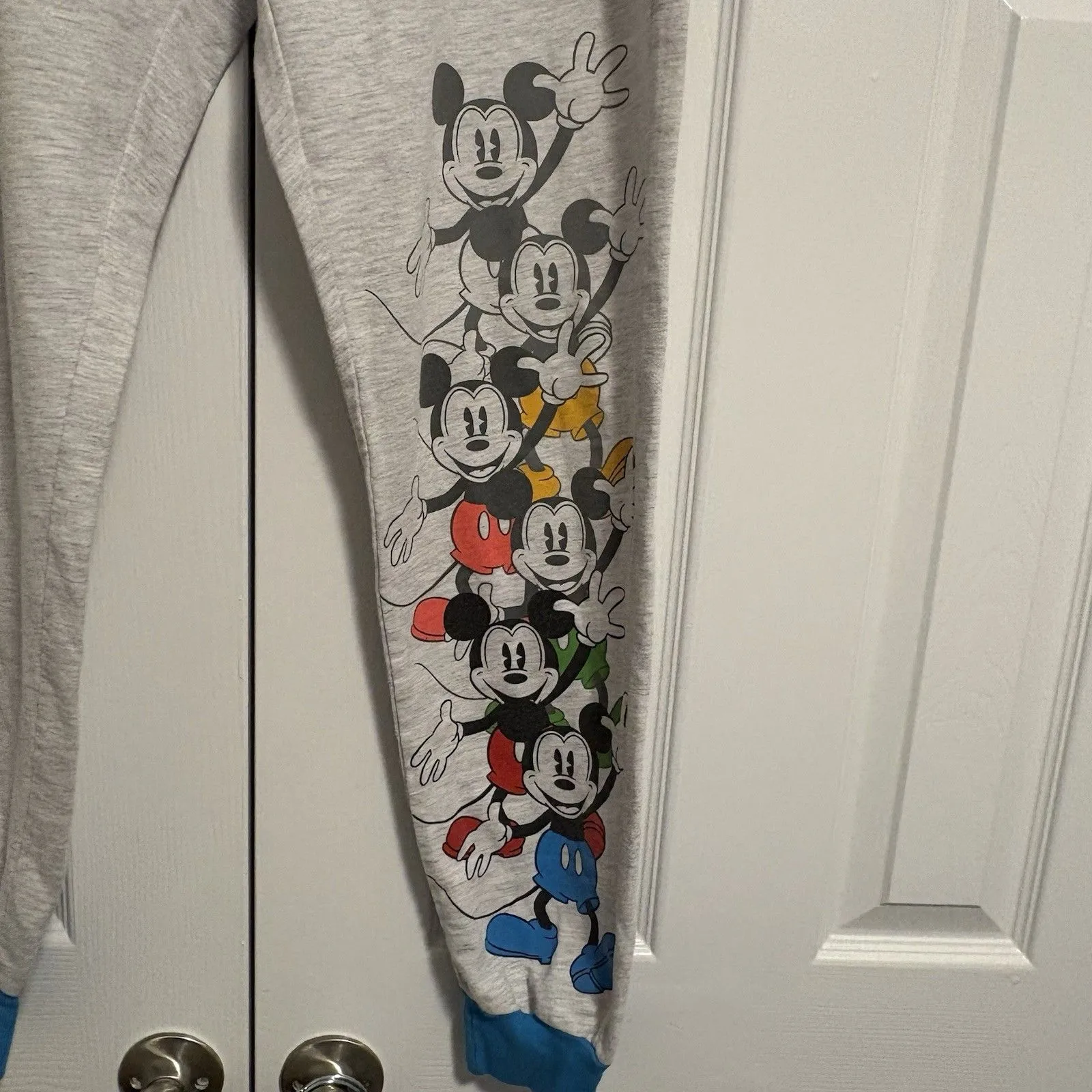 Disney Parks Women’s Mickey Lounge Pants Size Large - Image 2