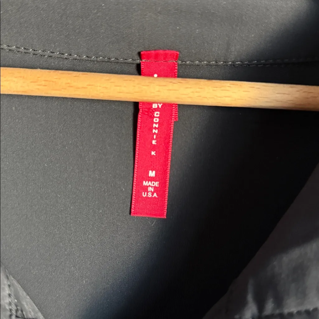 IC Collection Black Zip - Image 7