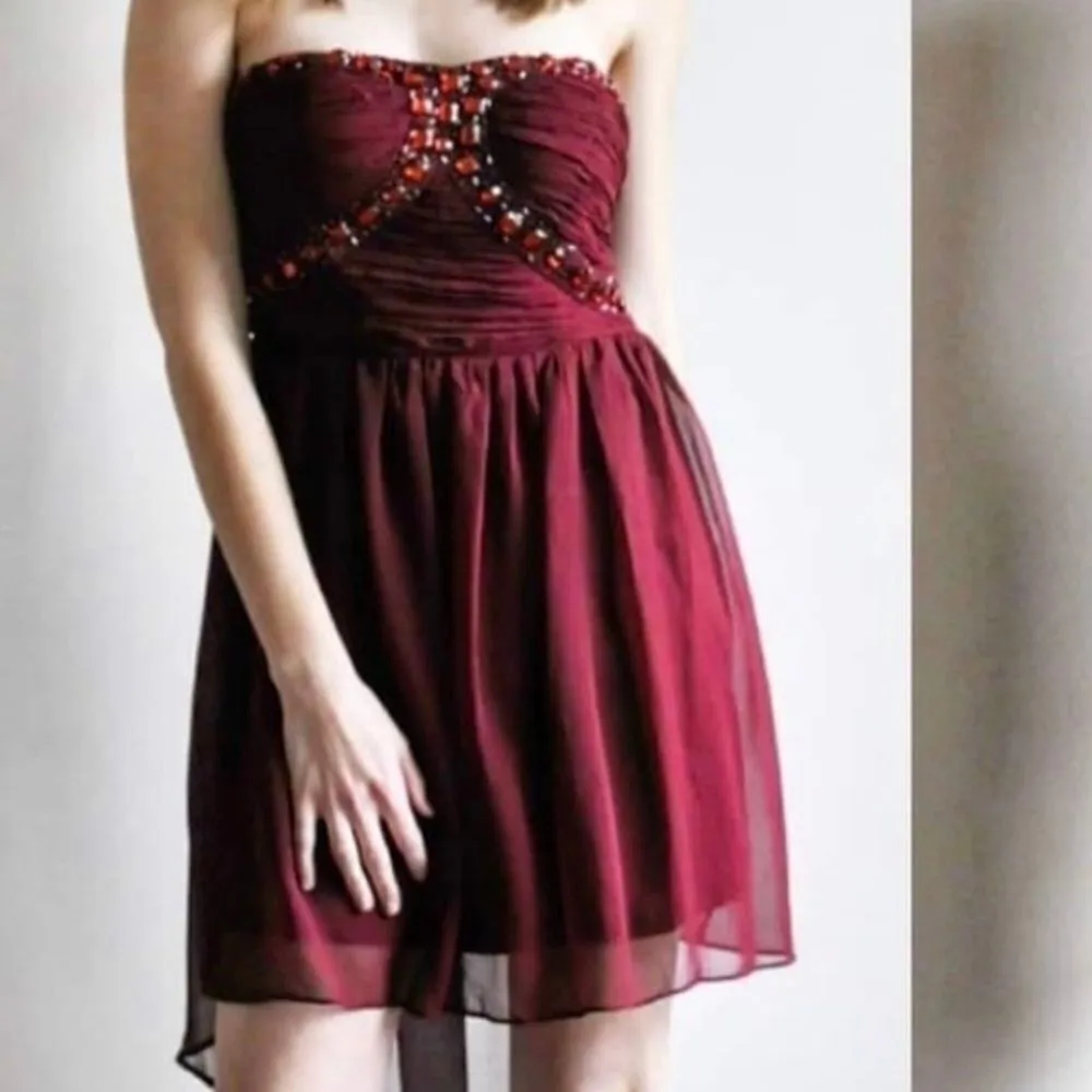 ‎Jeweled Strapless Cocktail/Formal Dress Red Size M - Image 4