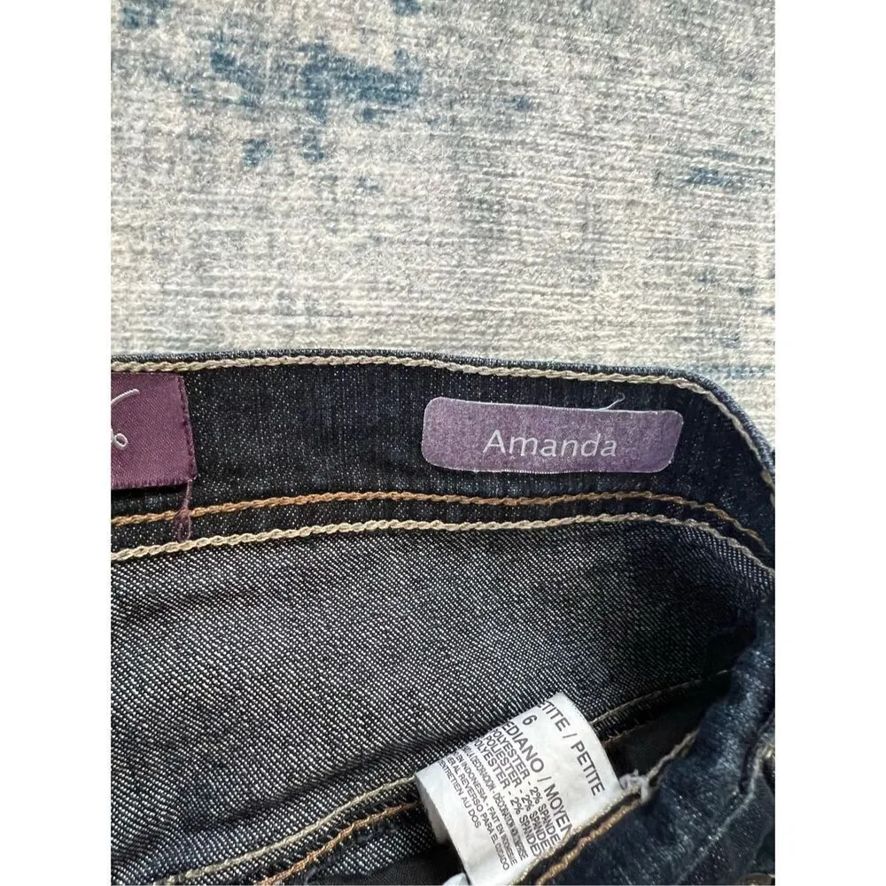 Gloria Vanderbilt Dark Wash Amanda Classic Jeans Size 6 Petite - Image 4