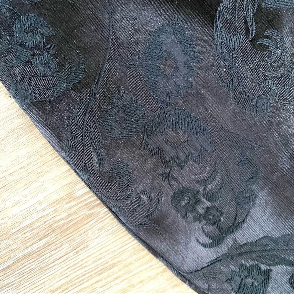 Contempo Casuals black min skirt - Image 8