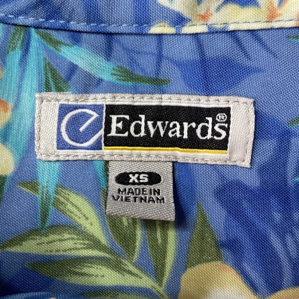 Edwards Women’s Hibiscus Button Down Shirt Size XS Blue - Image 3