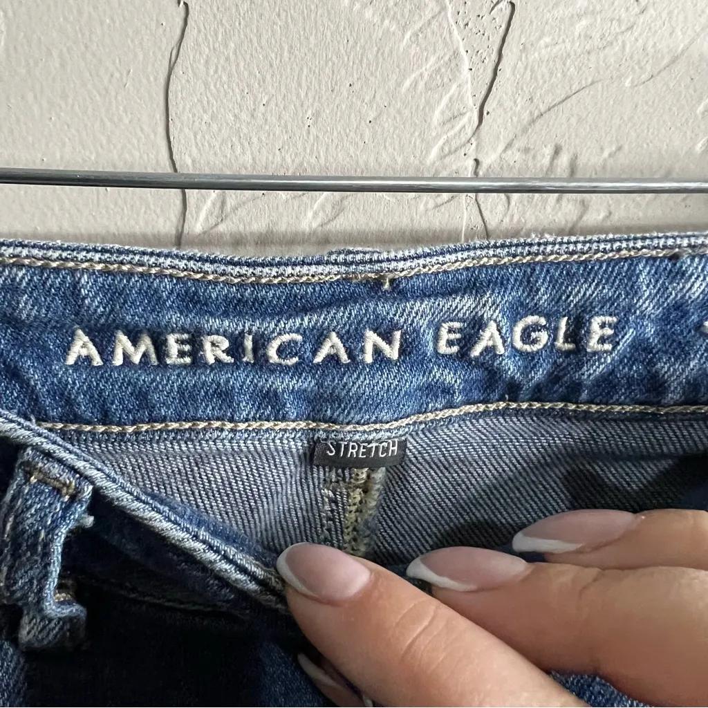 Stretch Hi Rise Ripped Distressed Mom Jeans - Image 8