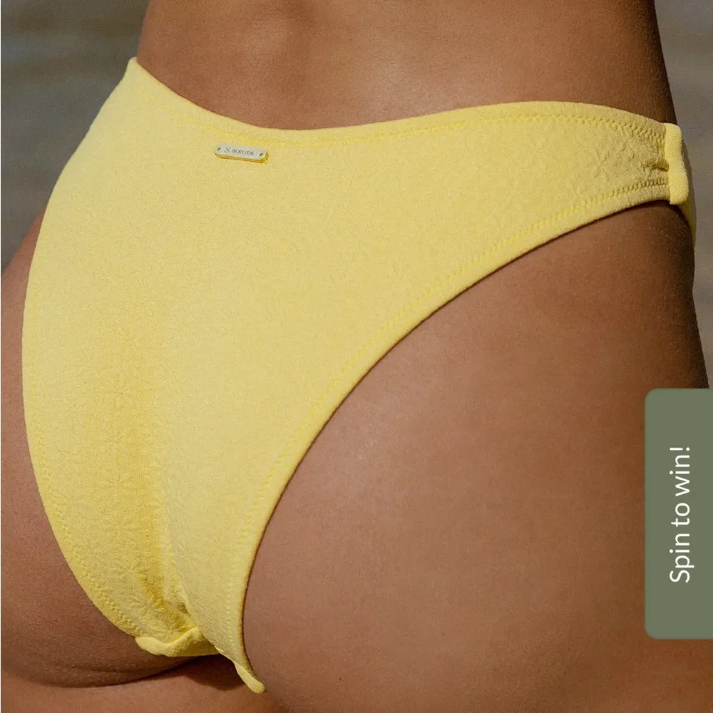 Berlook Yellow Ruched Cutout Push Up Bikini Top and V - Image 6