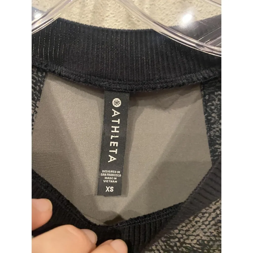 Athleta Tank Top Womens Extra Small Gray Black Sleeveless Performance Athletic - Image 4