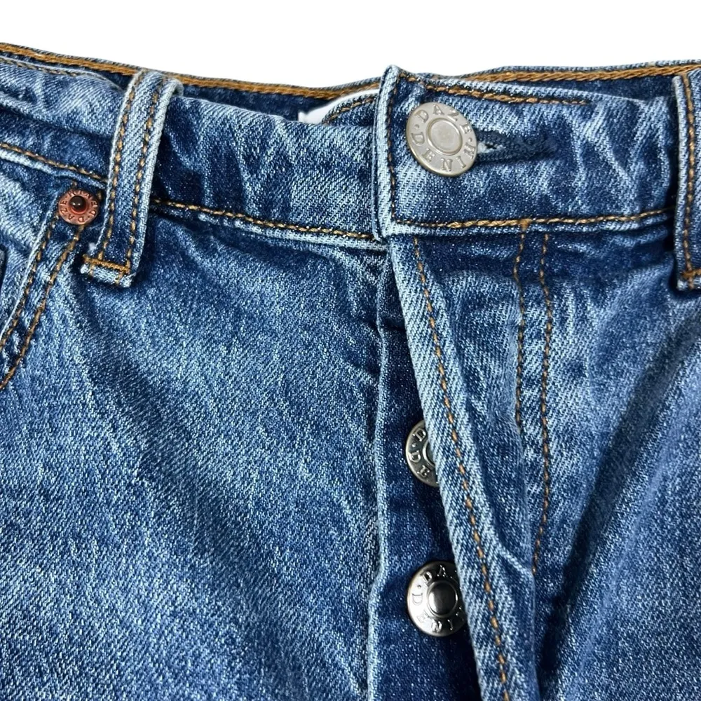 Daze Distressed High Waisted Denim Shorts Blue Size 28 - Image 4