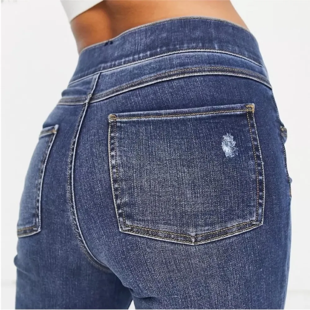 SPANX Distressed Ankle High Rise Skinny Jeans: Medium Wash - Image 7