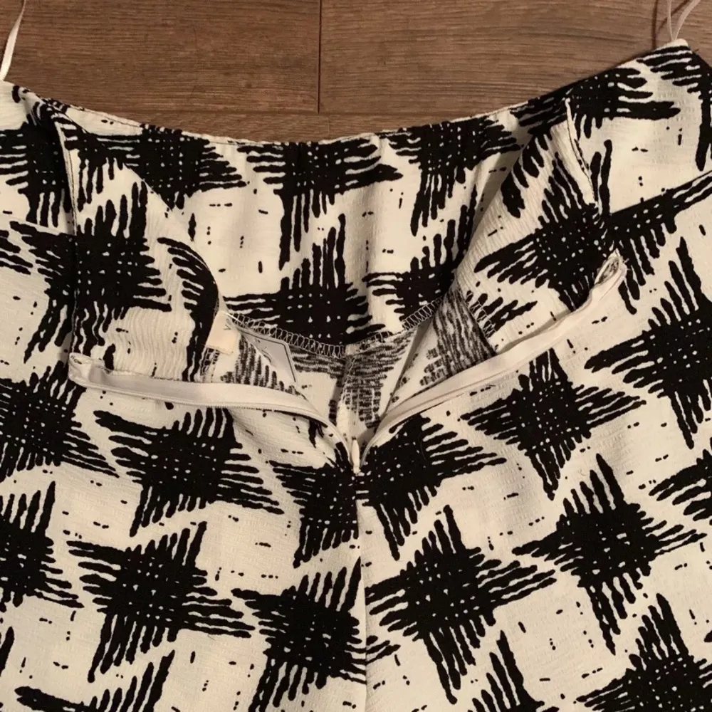 NWT  Boutique Sleeveless Top & Shorts Set Size Large - Image 9