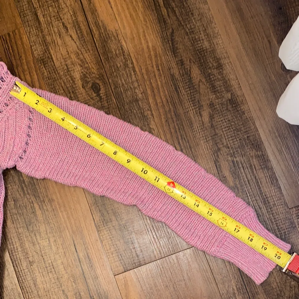 Current Air Textured Knit Sweater in Dusty Pink - Image 9