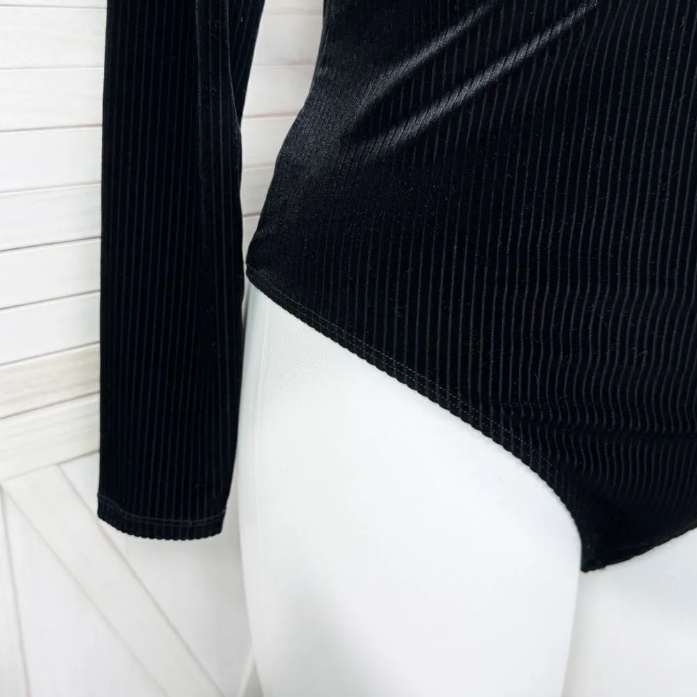 Good American All Day Ribbed Velvet Deep V Neck Bodysuit Black 4 XL - Image 8