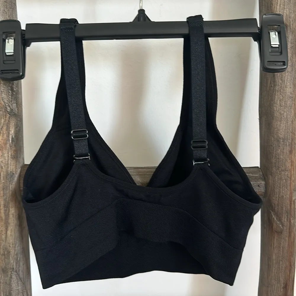 Women’s Seamless Convertible Sports Bra, Size S - Black - Image 2