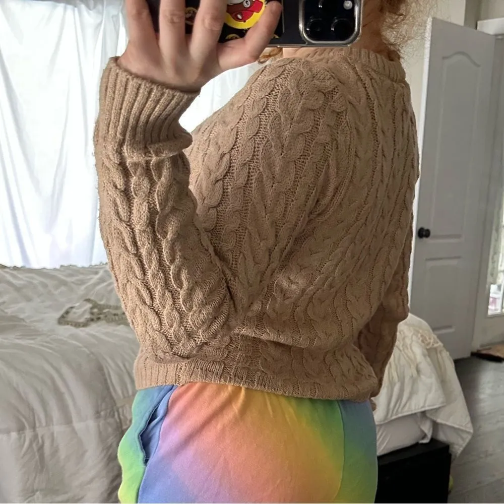 American Eagle Tan Cropped Cable Knit Sweater - Image 2