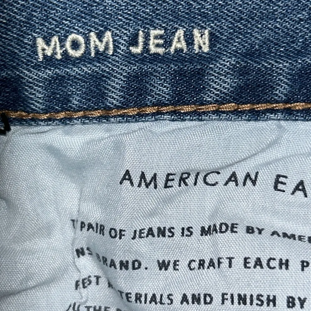 American Eagle Denim Distressed Mom Jeans Size 2 - Image 11