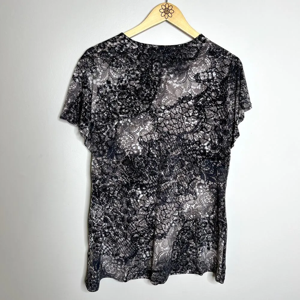 Daisy Fuentes Patterned Short Sleeve Knot Top - Image 5