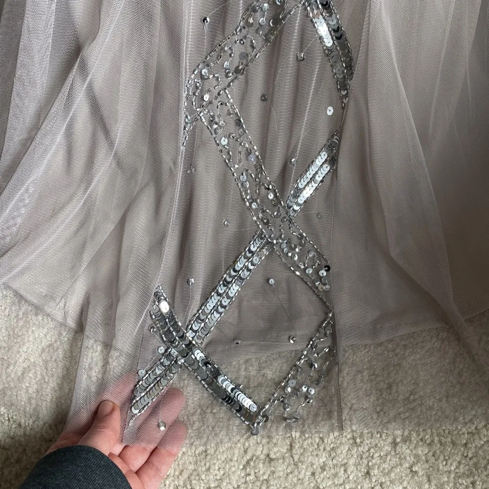 Adrianna Papelli size 12 Elegant Silver Evening Gown - Image 10