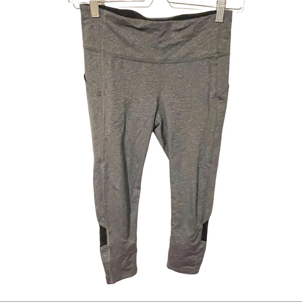 Lululemon Womens Size 4 Pace Rival Grey Black Running Athletic Crops Leggings - Image 2