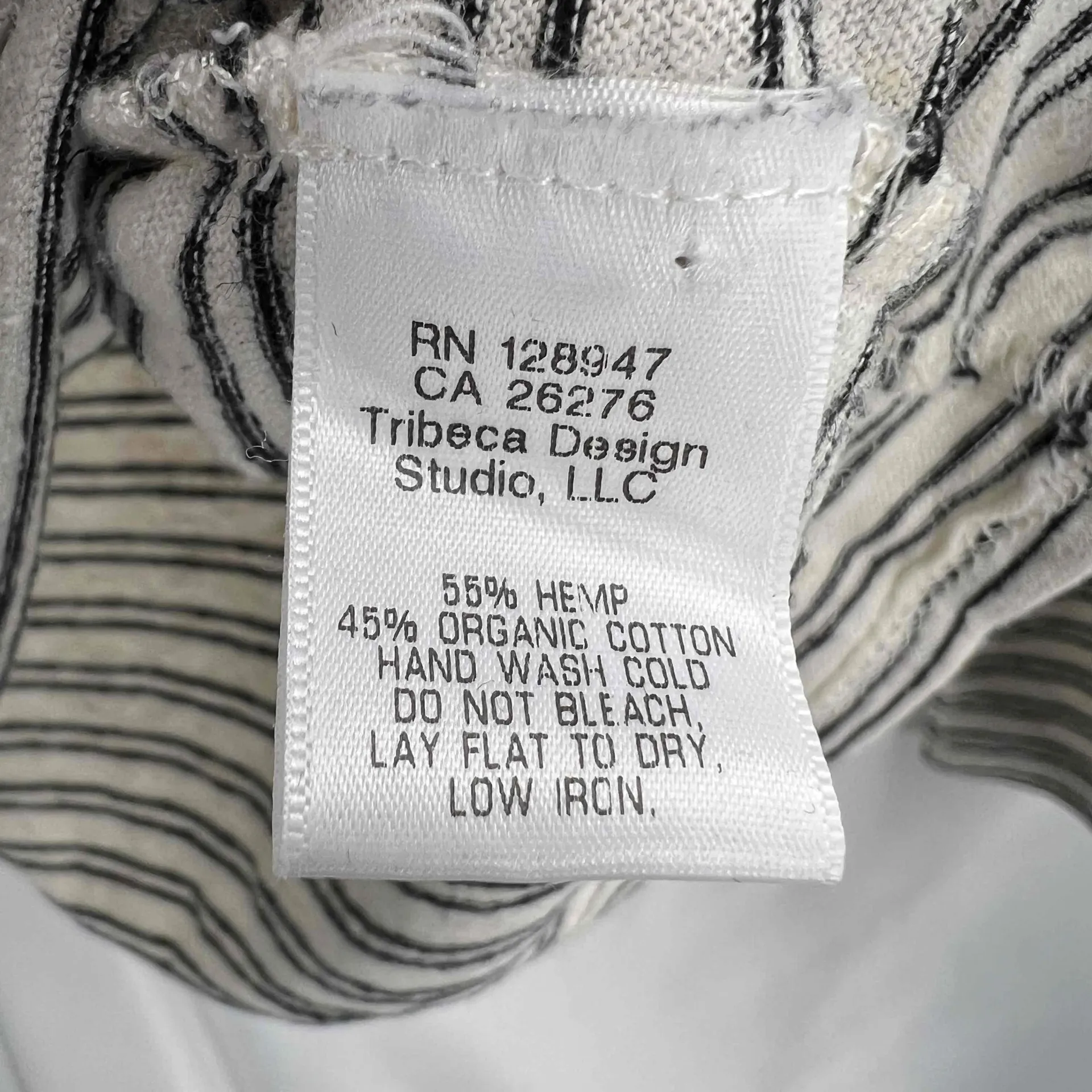 NILI LOTAN Long Sleeve T Shirt White Striped Lightweight Oversized Size XS Black - Image 4