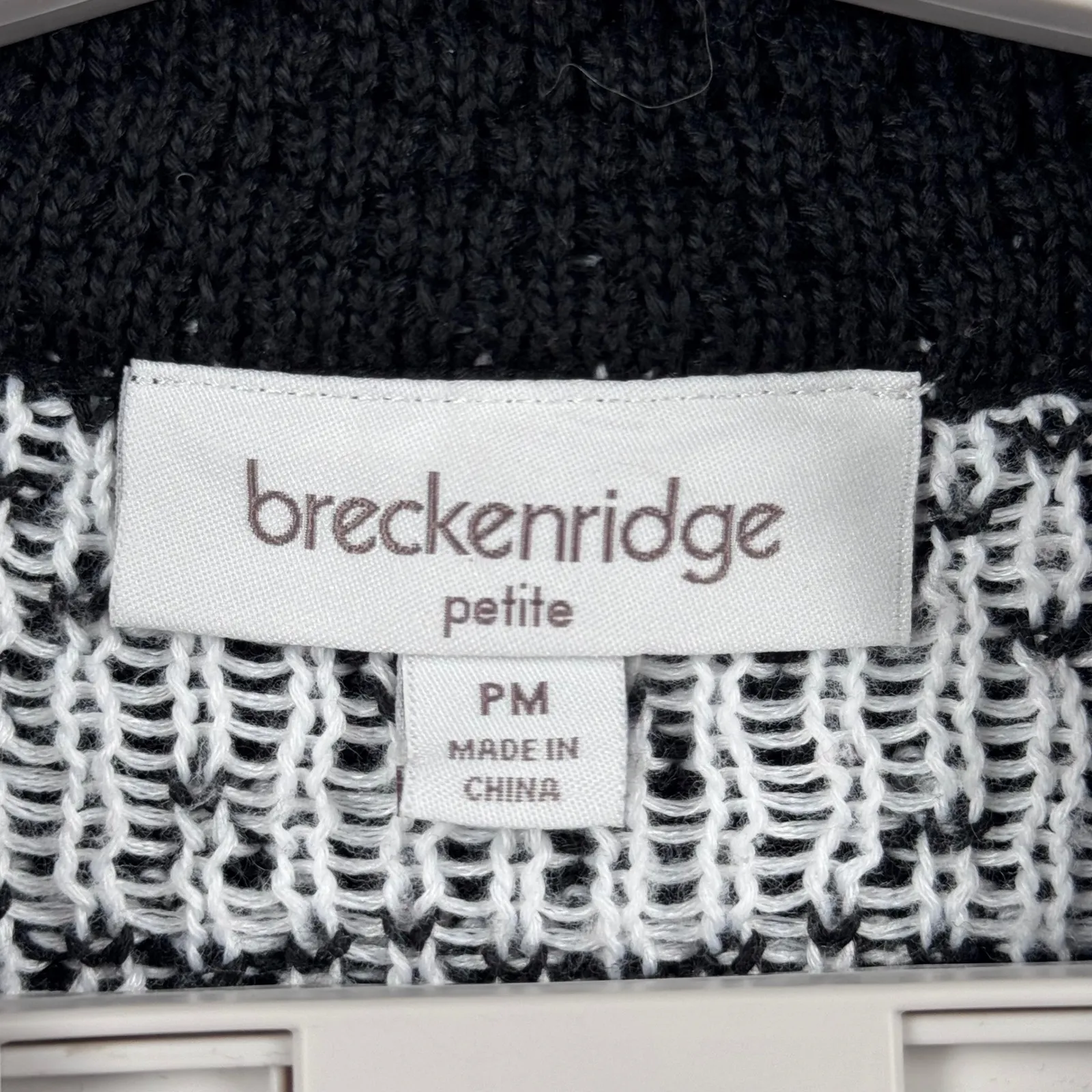 Breckenridge Cardigan M Petite Fair Isle Snowflake Black Red Zip Up Sweater‎ - Image 8