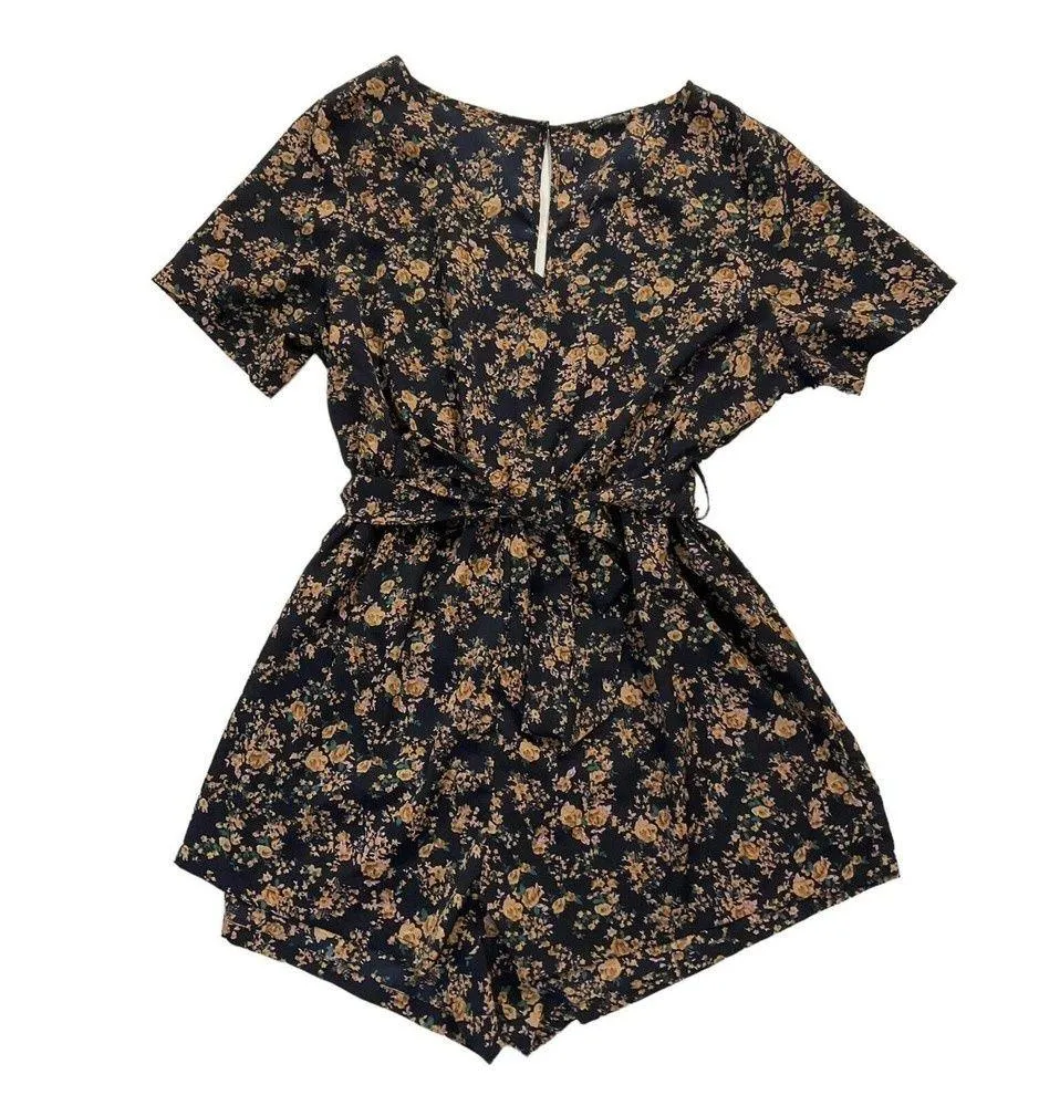 SHEIN Curve Women Size XXL Black Floral Short Sleeve Romper Summer 15-160 - Image 4