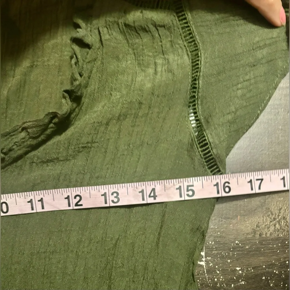 Anthro E&M green blouse Size Small - Image 7