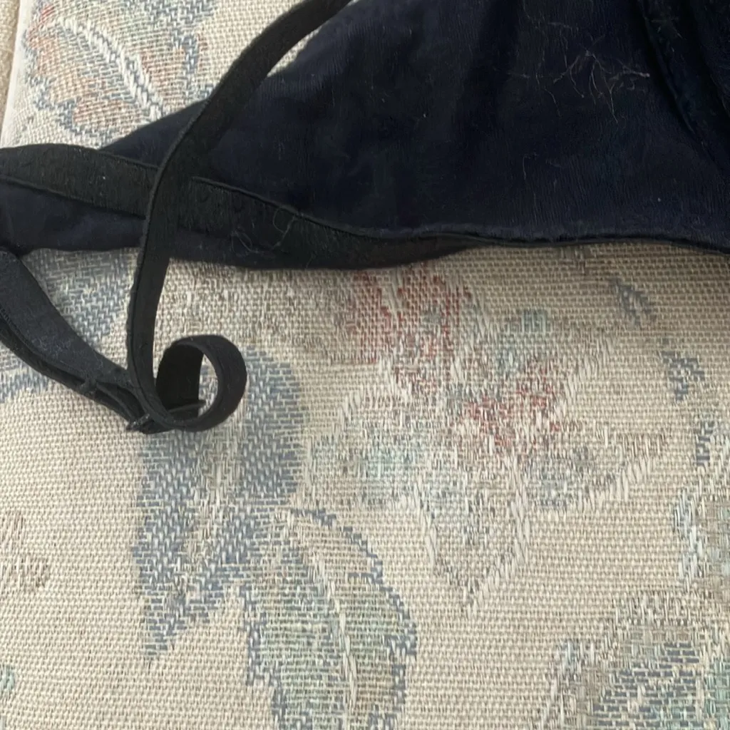 IZOD FINAL MARKDOWN Ladies  bra 38c - Image 2