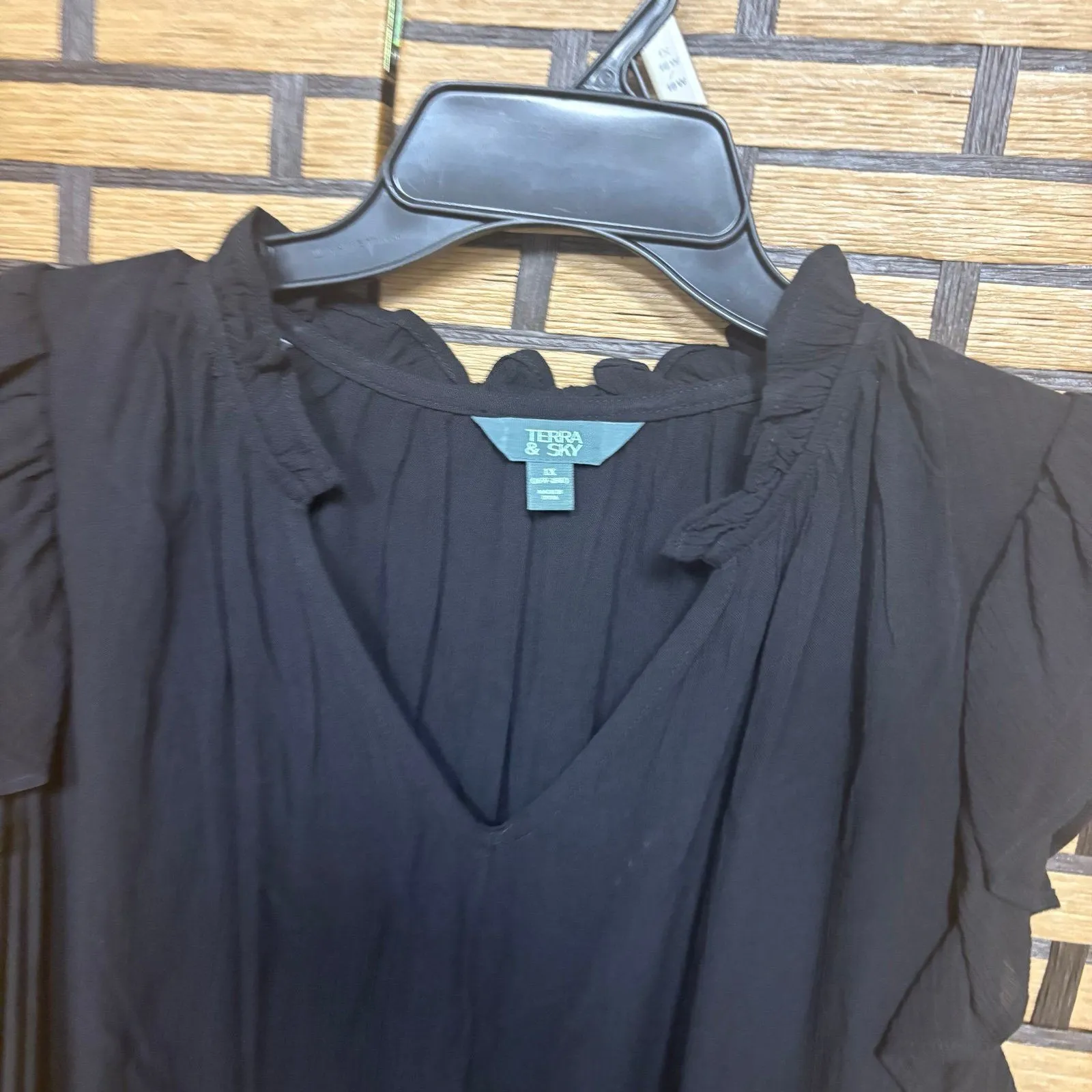 Terra & Sky Black Blouse Size 1X - Image 3