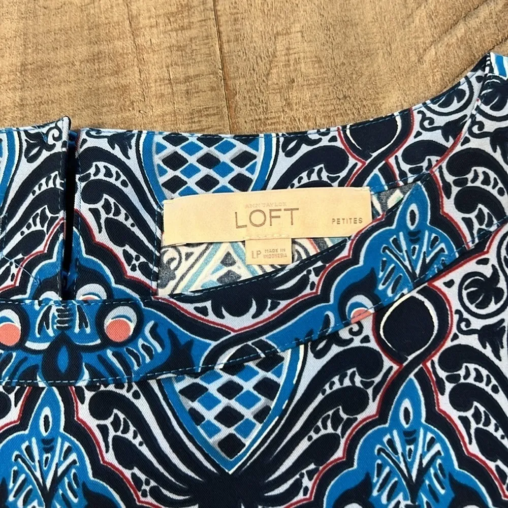 LOFT like new mini dress in beautiful shades of blue. - Image 3