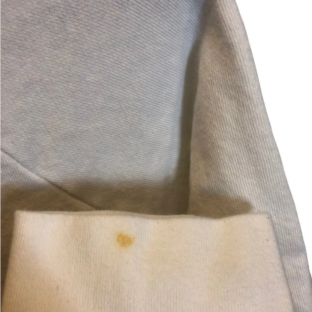 Joe Fresh Long Sleeved White Sweatshirt with “THAT GIRL” printed across front - Image 7