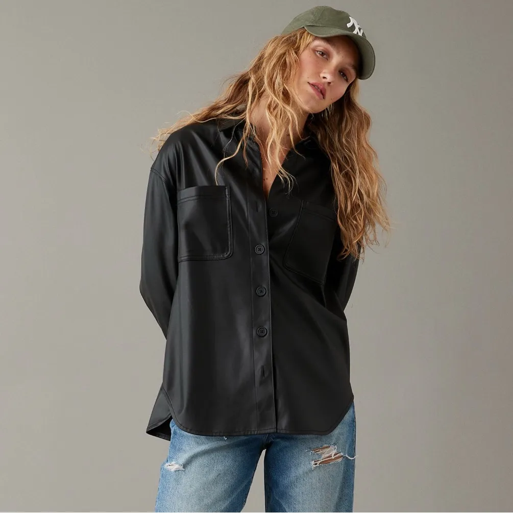 American Eagle Oversized Vegan Leather Black Shacket - Image 4