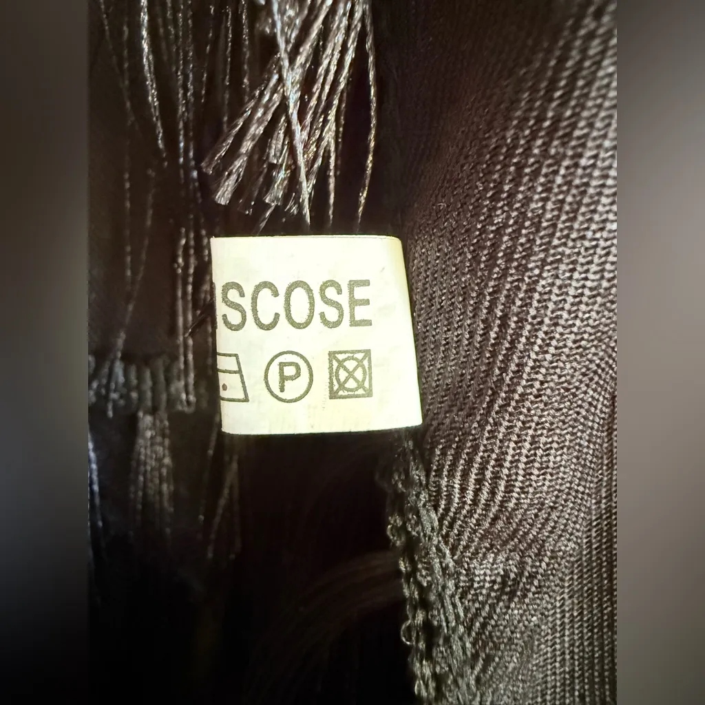 Vintage 90s Russian Folk Style Floral Fringe Shawl Black Red Rose Viscose Wrap - Image 11