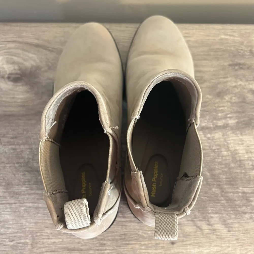 Hush Puppies  Bounce Moyen Leather Boots Booties Beige Tan Women’s 9.5 Pull On - Image 9