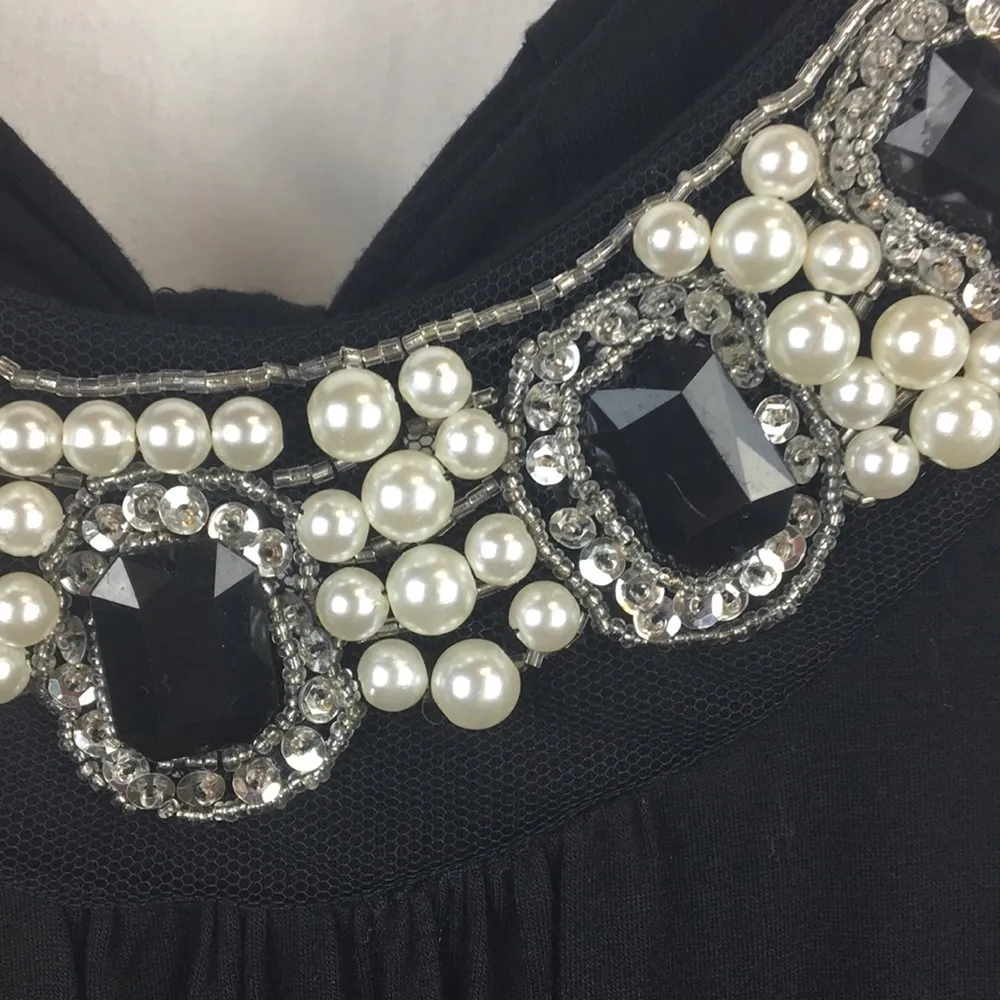 Dressbarn Black Embellished Rhinestone Neck Occasion Sleeveless Top S - Image 7