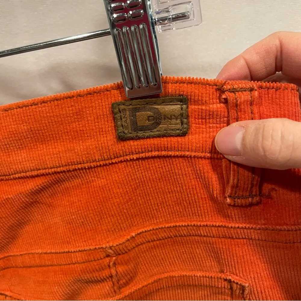 Y2K DKNY Jeans pumpkin orange corduroy mid-rise flare East Village Jean sz 8 - Image 3