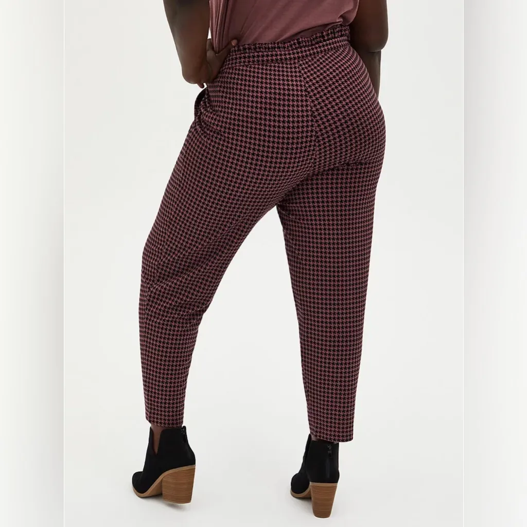 Torrid Pink Black Houndstooth Paperbag Waist Crop Pants Q48 - Image 3