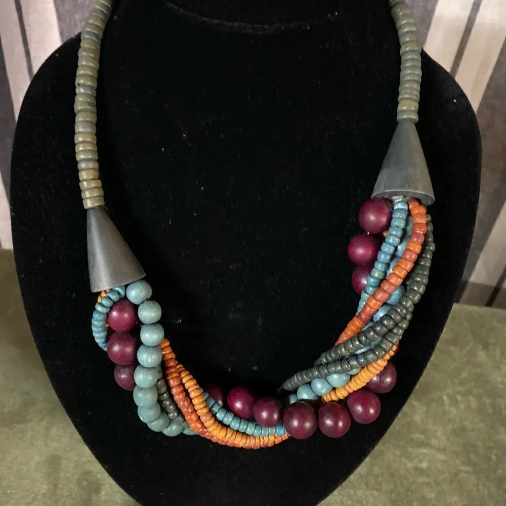 #401 BOUTIQUE Chunky Wood Necklace - Image 2