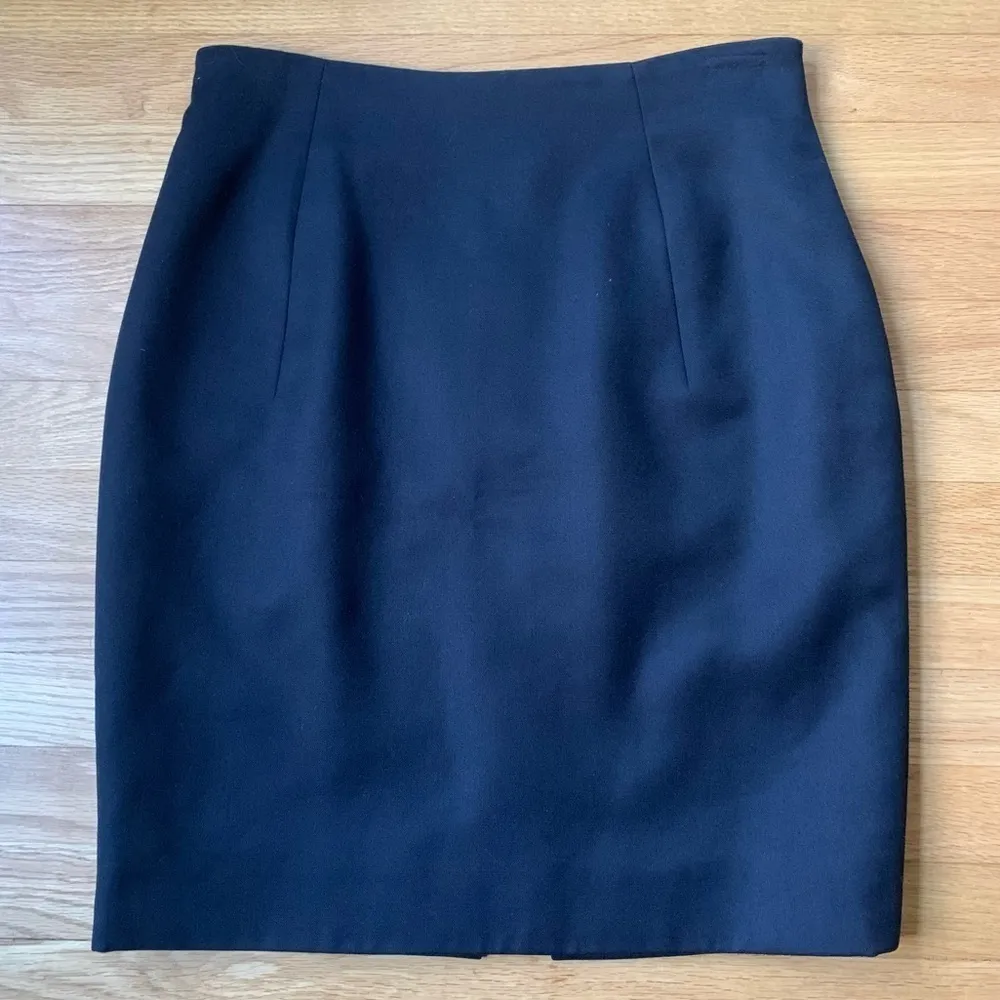 Badgely Mischka Black 100% Wool High Waisted Black Skirt Size 12 - Image 8