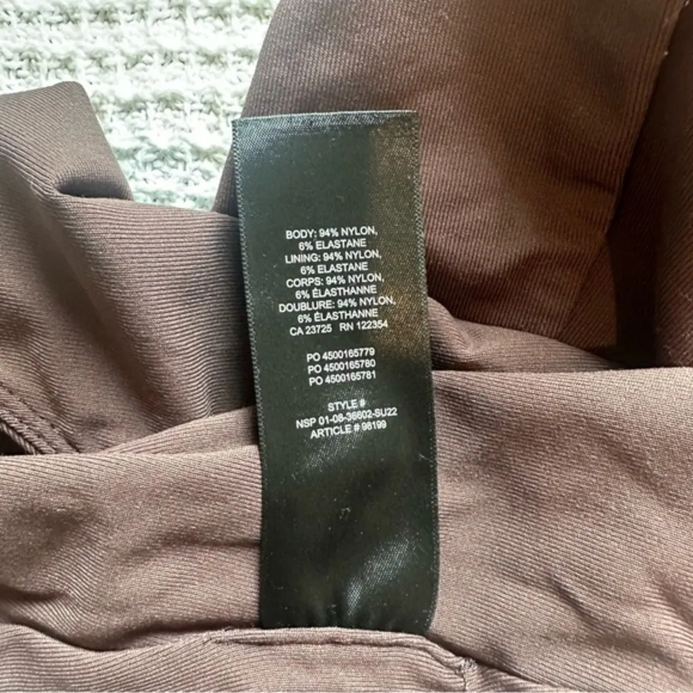 Babaton Aritzia Contour V-Neck Romper brown size XS spring 2023 collection - Image 11