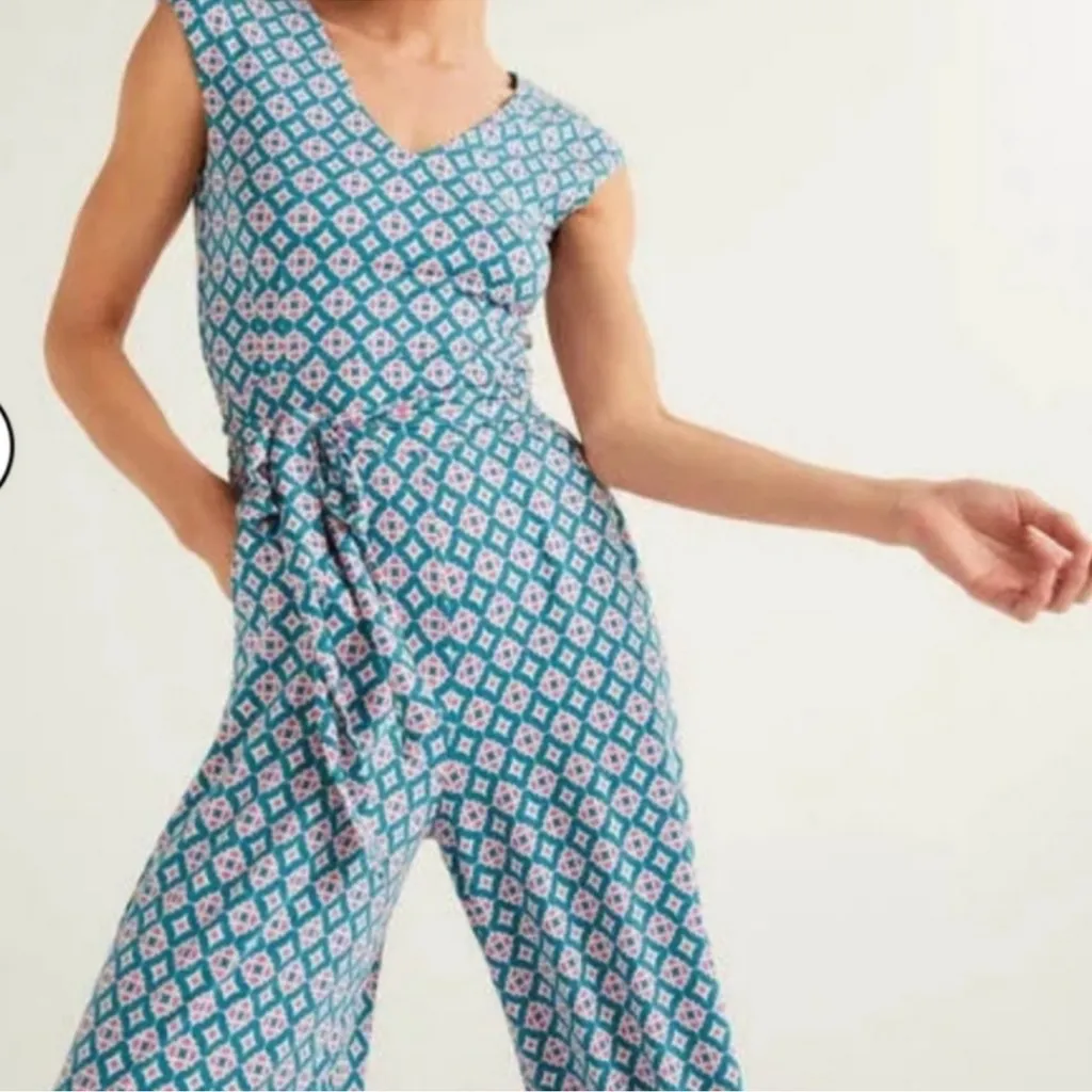 Boden Corrine jersey Vneck tie waist pants jumpsuit geometric print Size 4 Blue - Image 3
