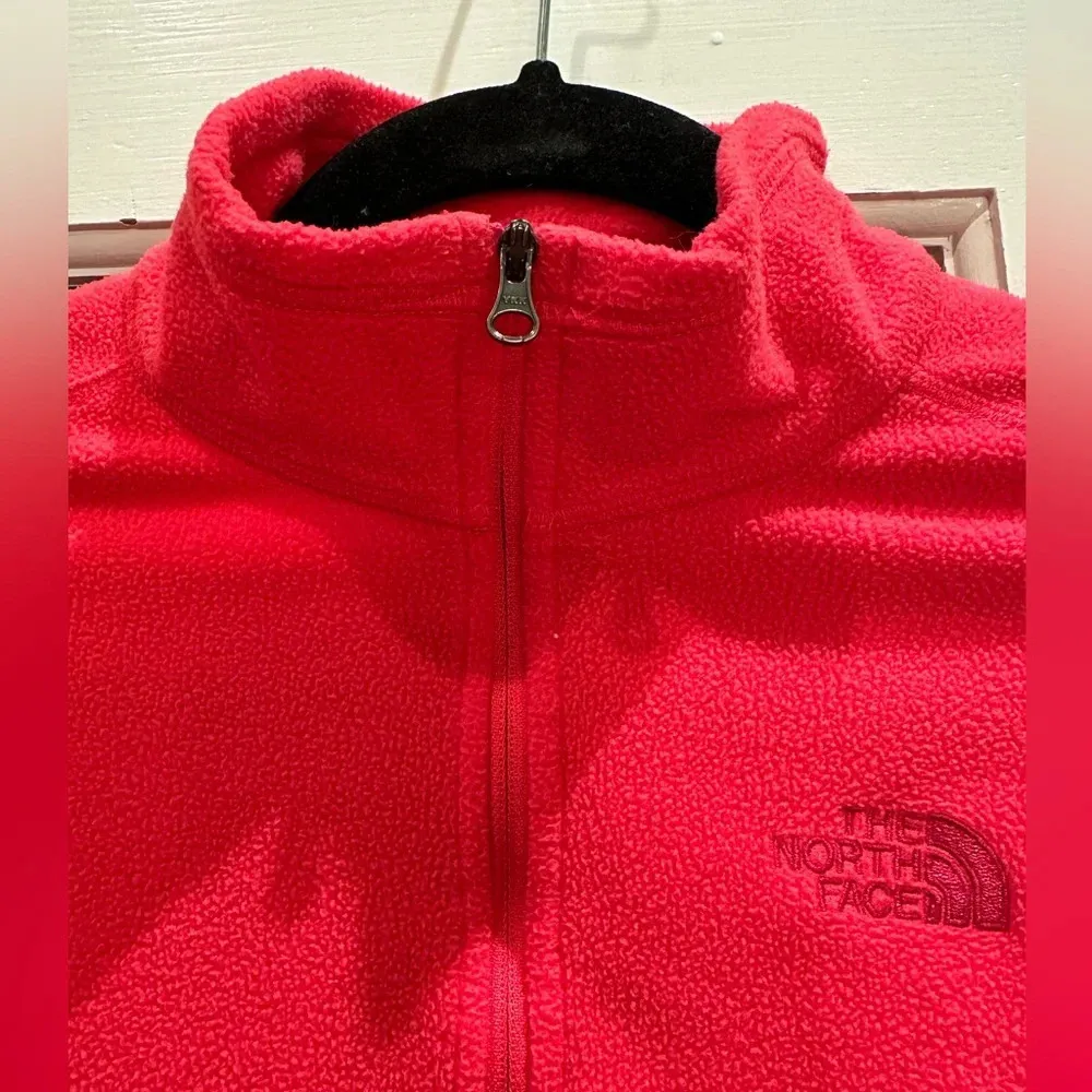 The North Face Women’s Dark Coral Fleece Pullover Sweatshirt Size Medium M - Image 2