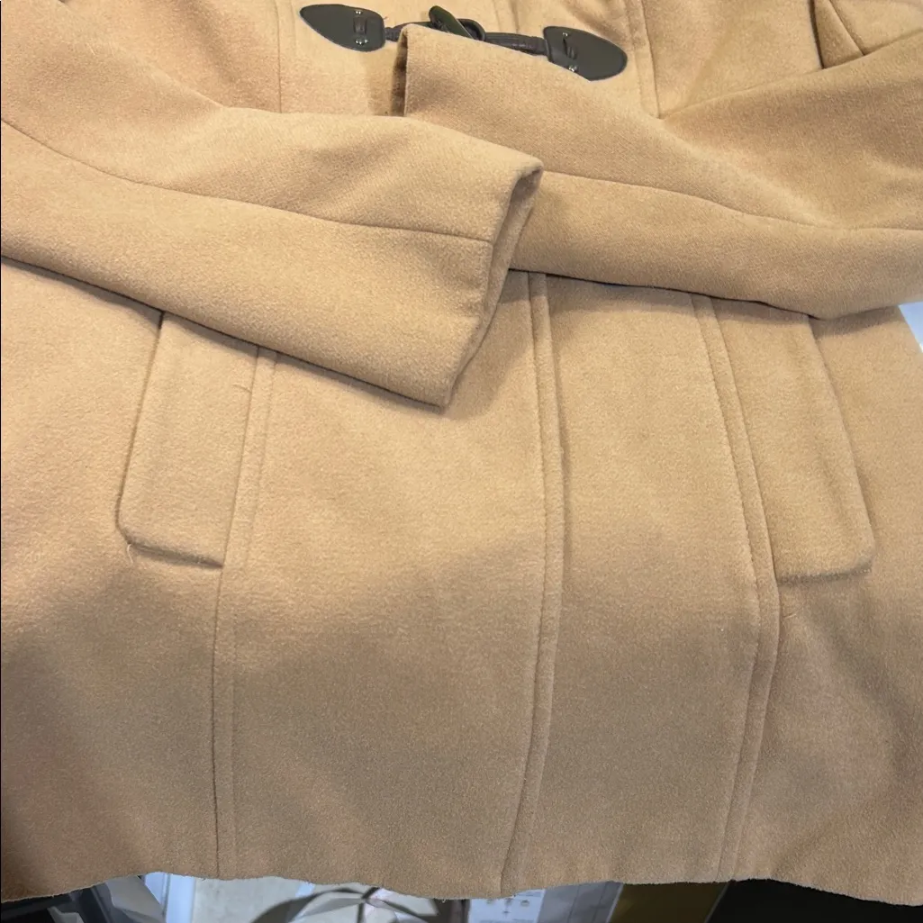 Forever 21 Camel Coat with Faux Fur Trim - Image 4