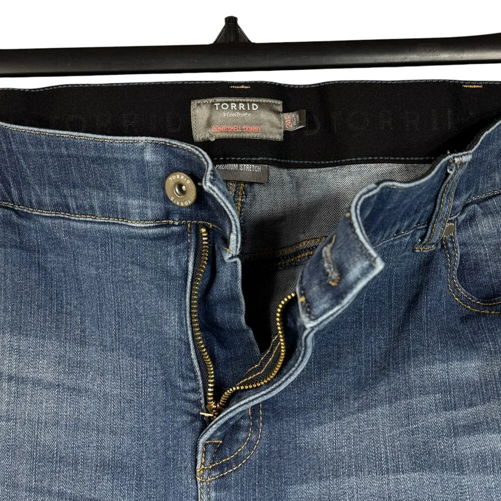 Torrid SZ 24R Bombshell Skinny Jeans Zip-Fly Stretch Hi-Rise Pockets Whiskered - Image 3
