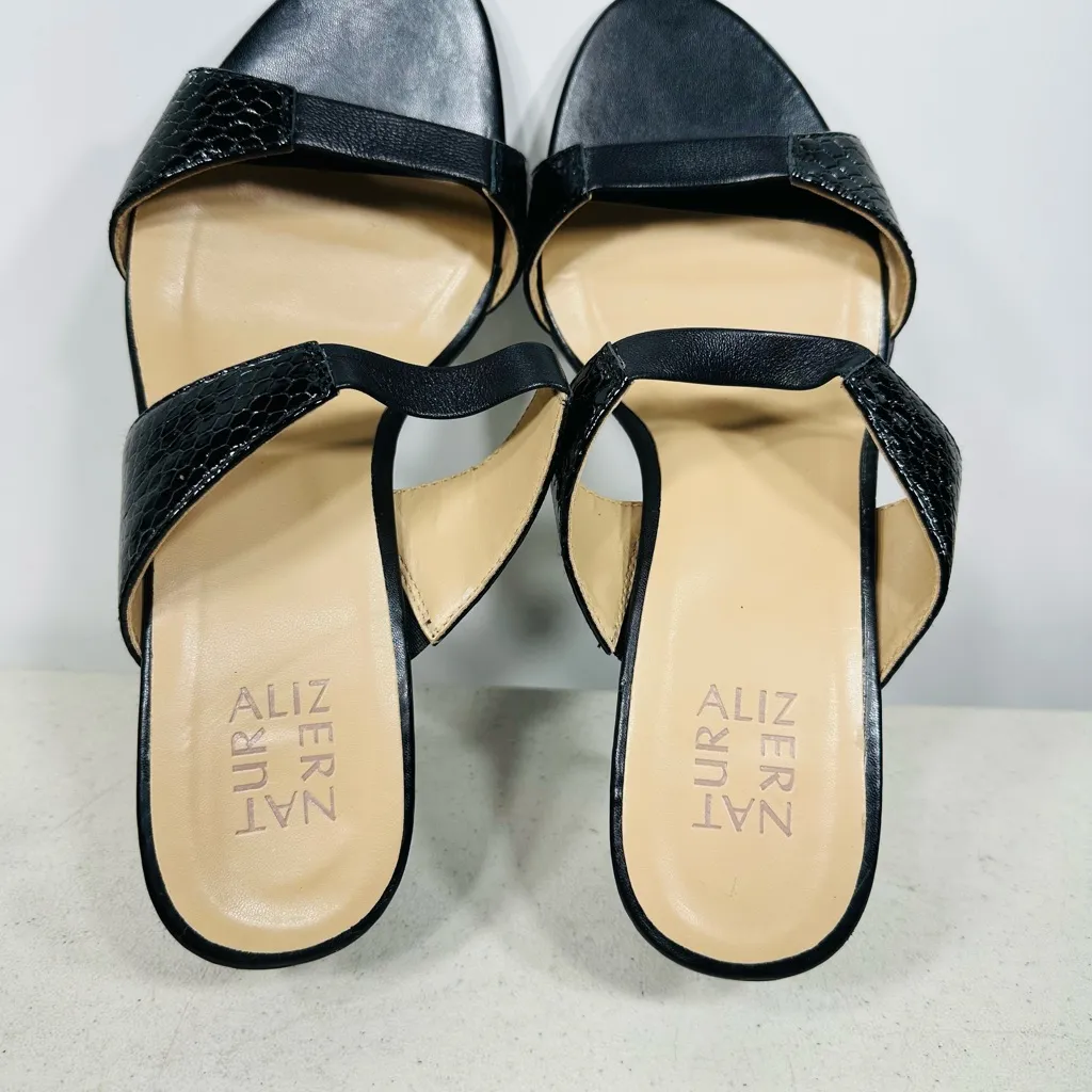 Naturalizer womens Venus Heeled Sandal  size 9W - Image 6