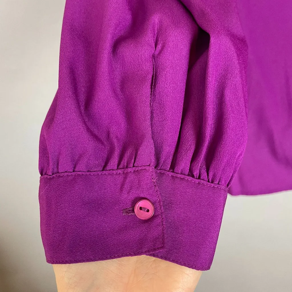 Vintage Blouse Unique Button - Image 4