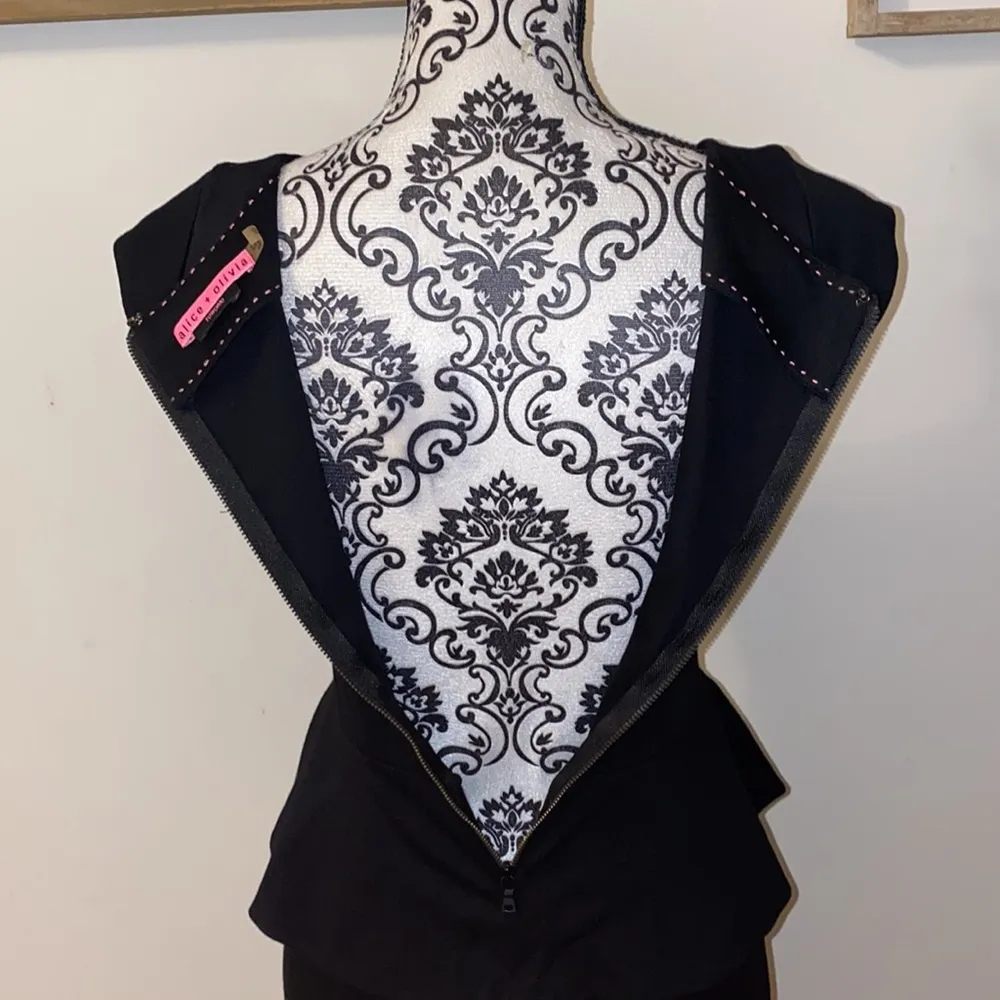 Bateau Neckline Peplum Towork Mini Black Dress Size 2 - Image 6