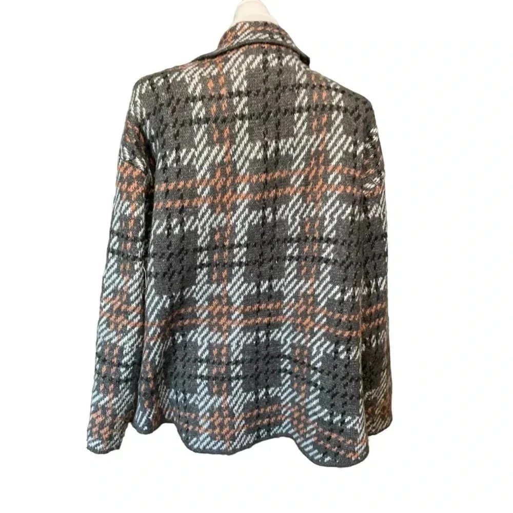 Love Ever After women's small plaid cardigan, grey, black, beach and white Gray - Image 2