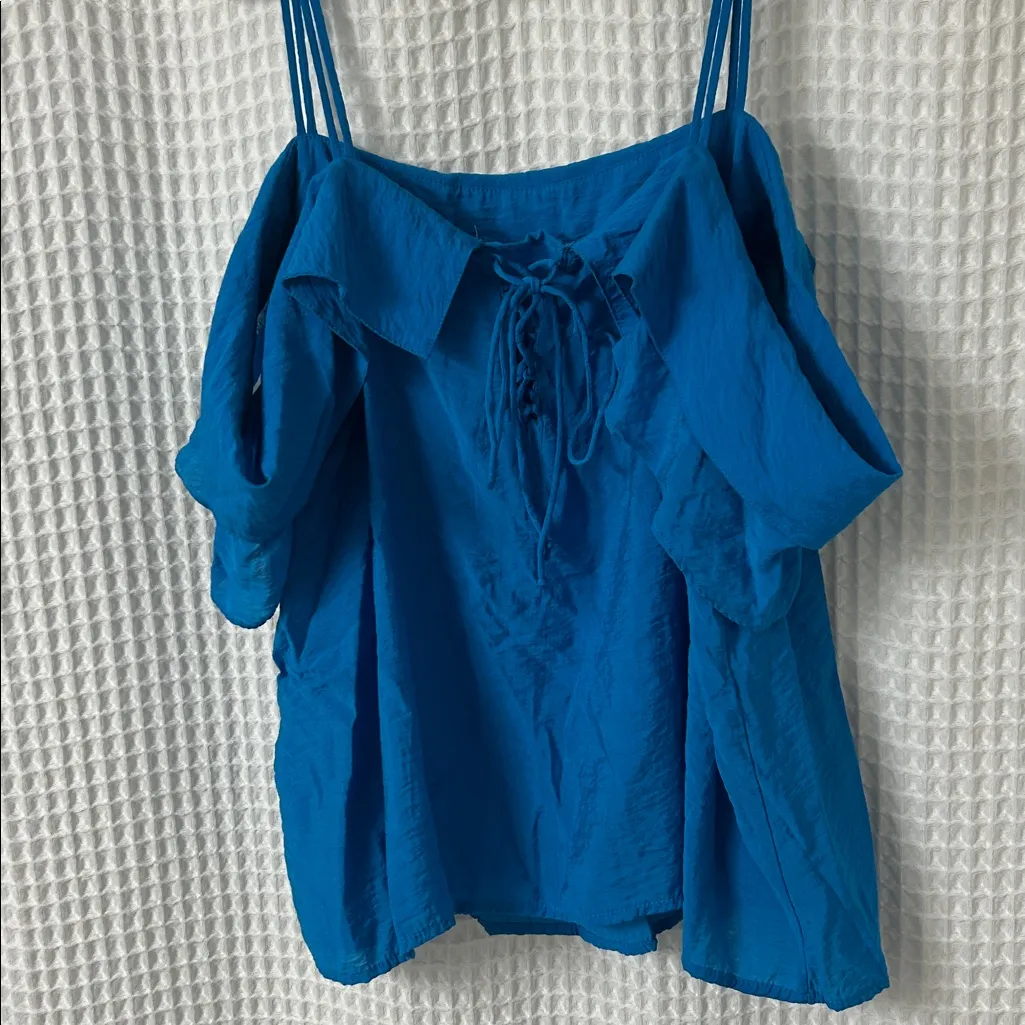Anthropologie Maeve Mandalay Blue Cold Shoulder Tank Top Large - Image 6